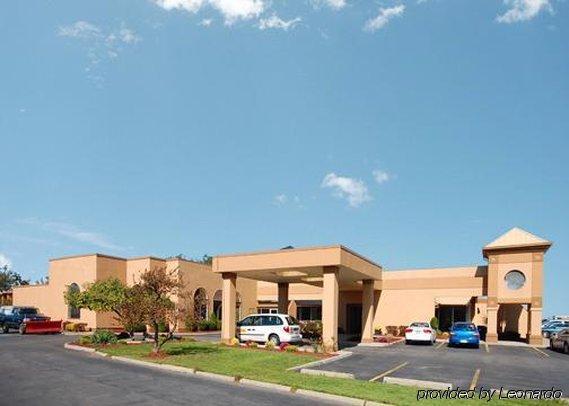 Clarion Hotel Buffalo Airport Williamsville Buitenkant foto