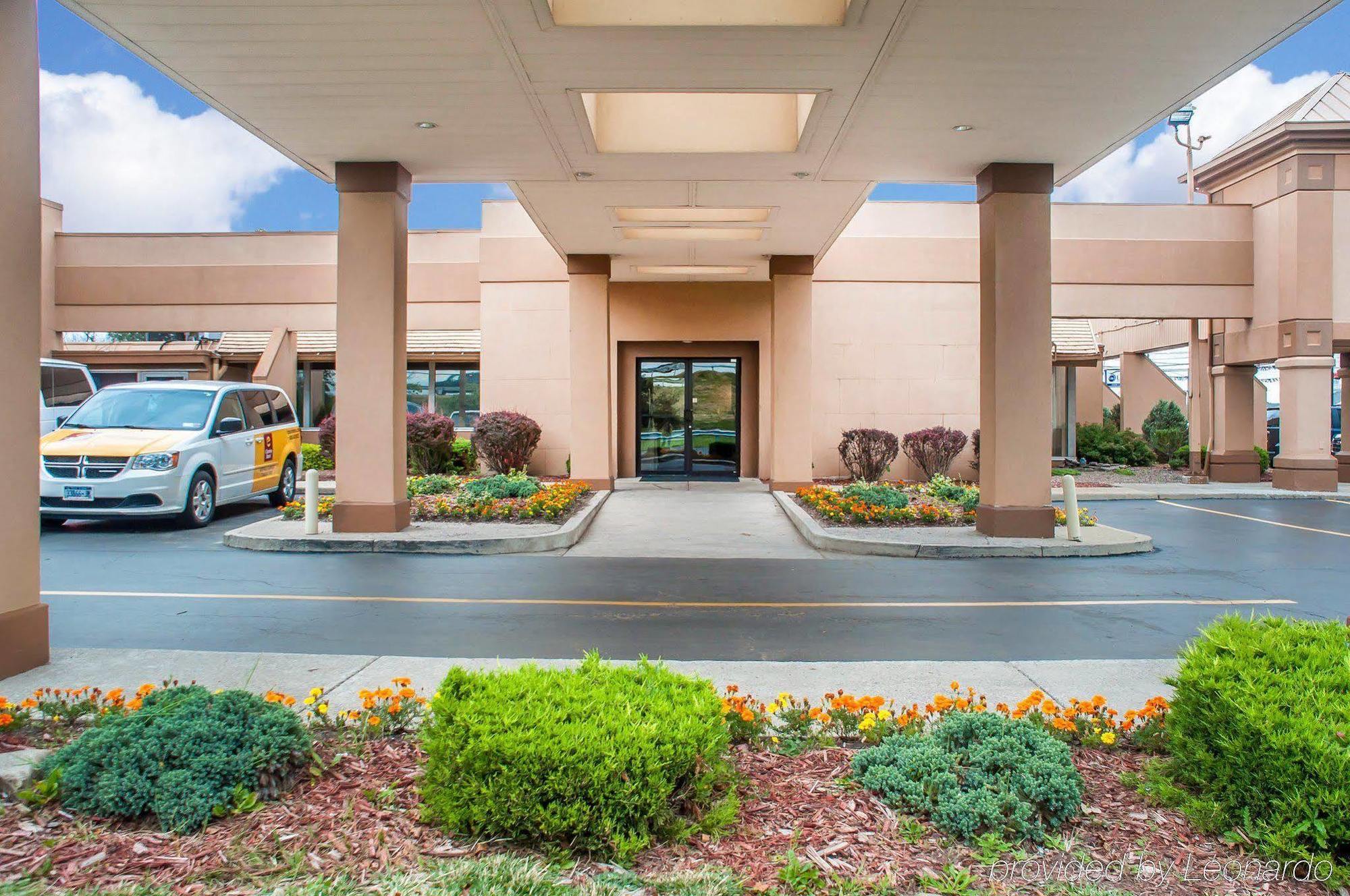 Clarion Hotel Buffalo Airport Williamsville Buitenkant foto