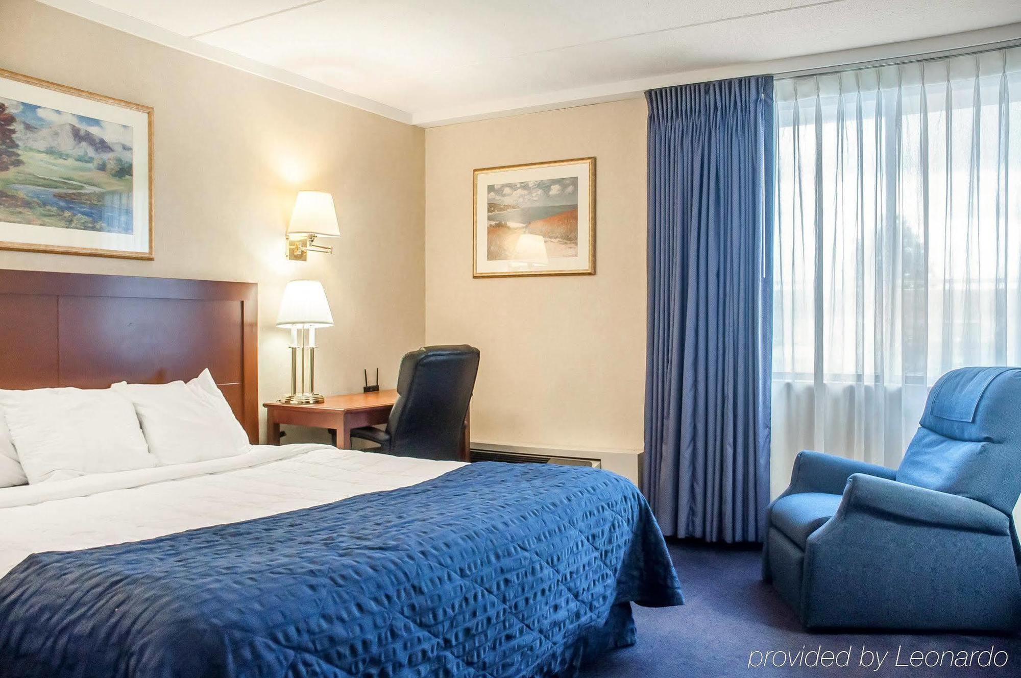 Clarion Hotel Buffalo Airport Williamsville Buitenkant foto