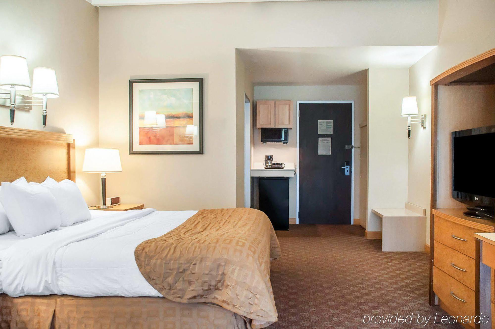 Clarion Hotel Buffalo Airport Williamsville Buitenkant foto